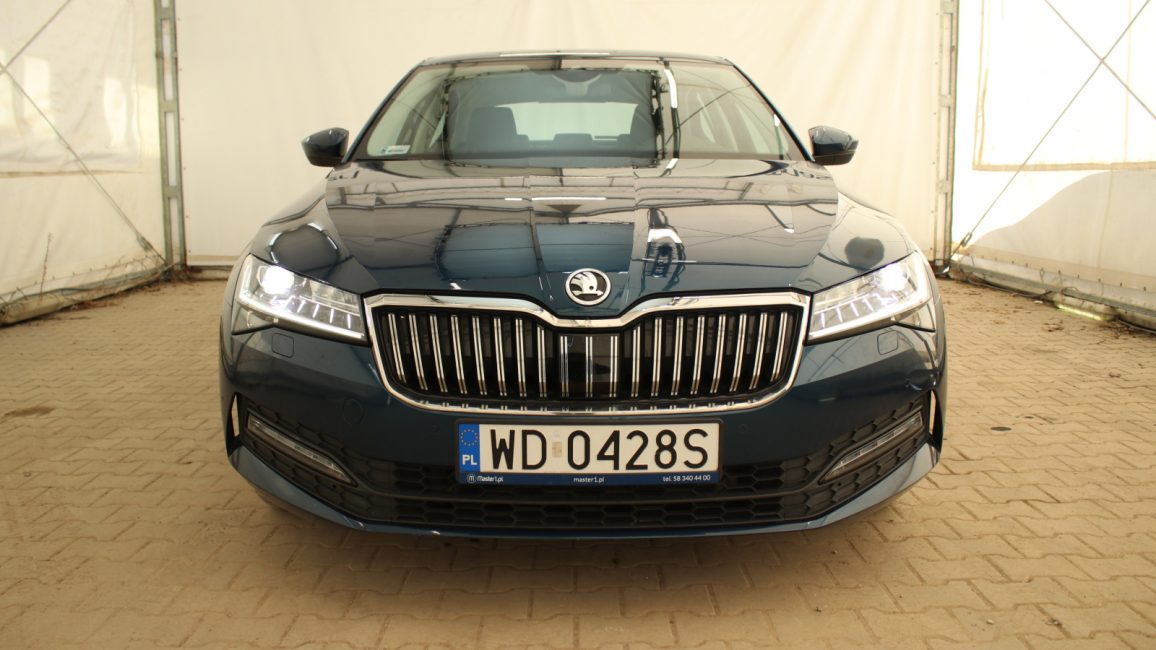 Skoda Superb 2.0 TDI SCR Ambition DSG WD0428S w leasingu dla firm