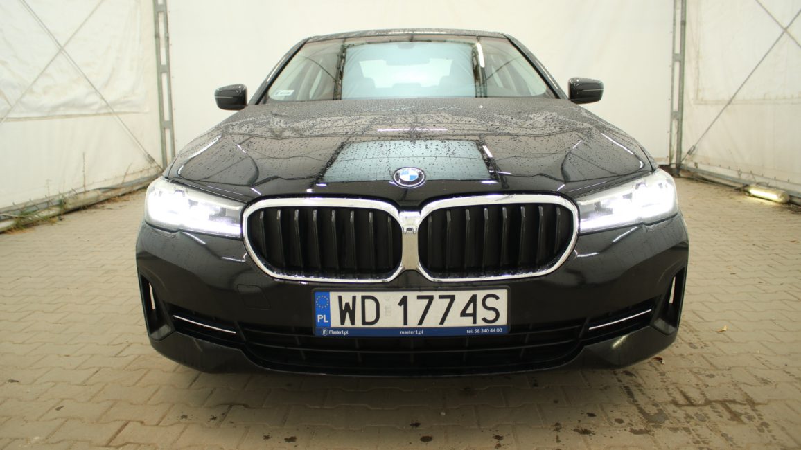 BMW 520i mHEV aut WD1774S w zakupie za gotówkę