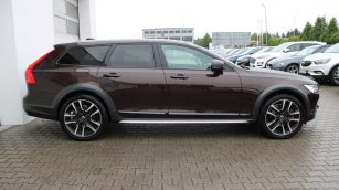 Volvo V90 CC D5 SCR AWD Pro aut DW6FV05 w leasingu dla firm