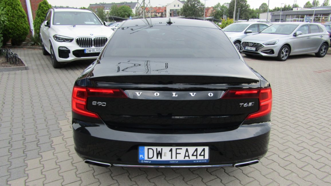 Volvo S90 T6 GPF AWD Inscription aut DW1FA44 w abonamencie