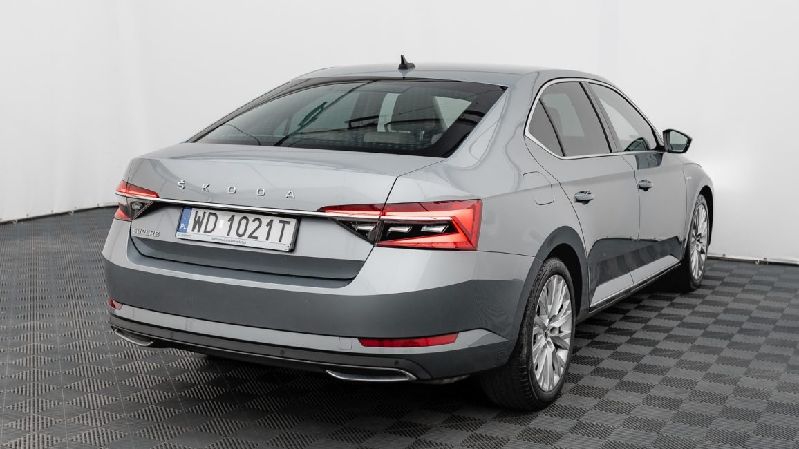 Skoda Superb 2.0 TSI L&K DSG WD1021T w abonamencie