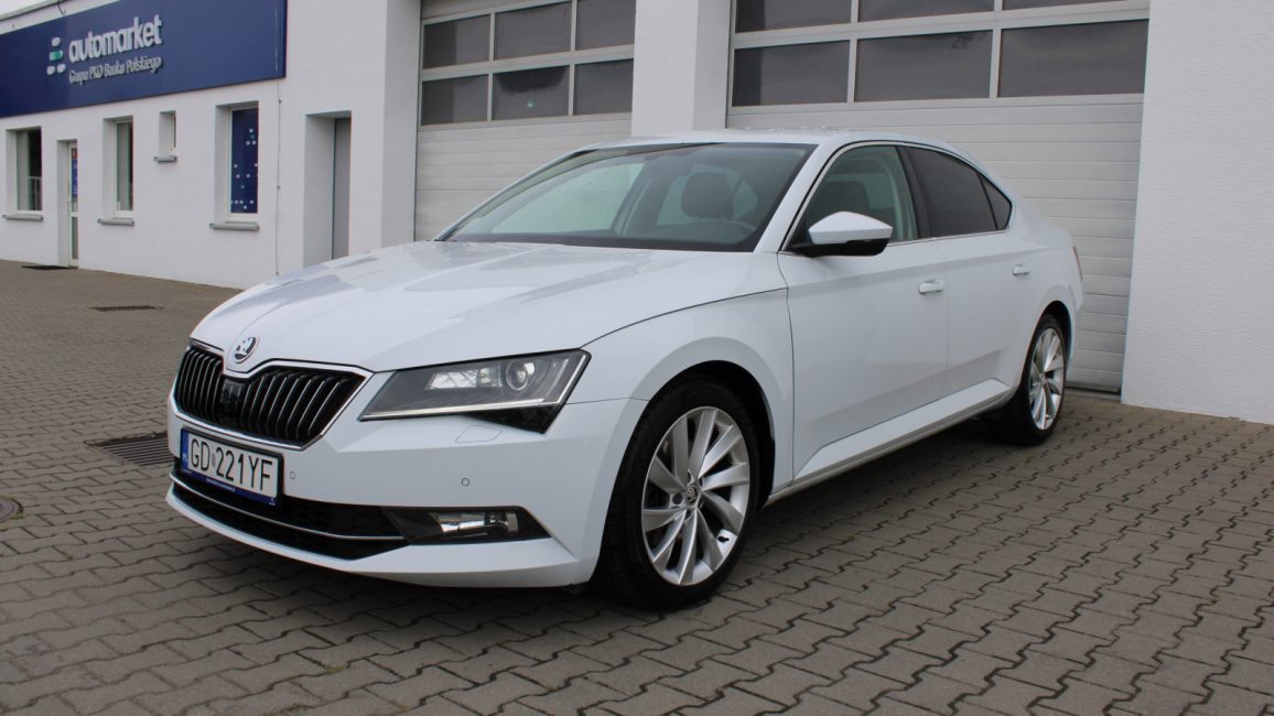 Skoda Superb 2.0 TDI Ambition GD221YF w leasingu dla firm