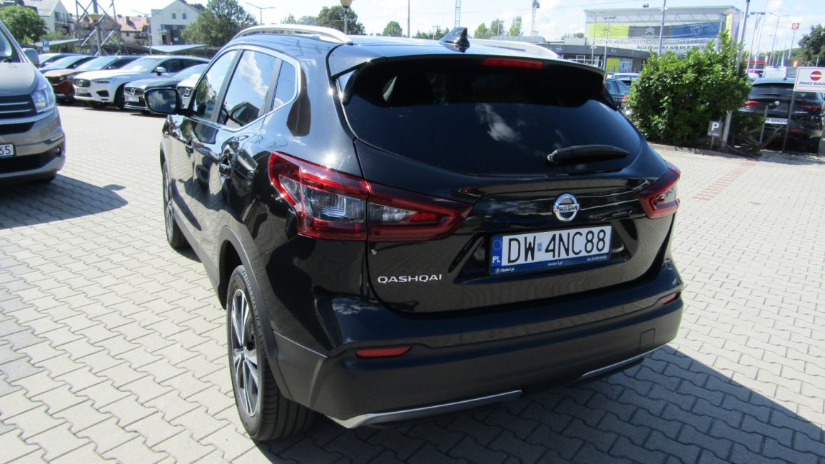 Nissan Qashqai 1.3 DIG-T N-Connecta E DW4NC88 w zakupie za gotówkę