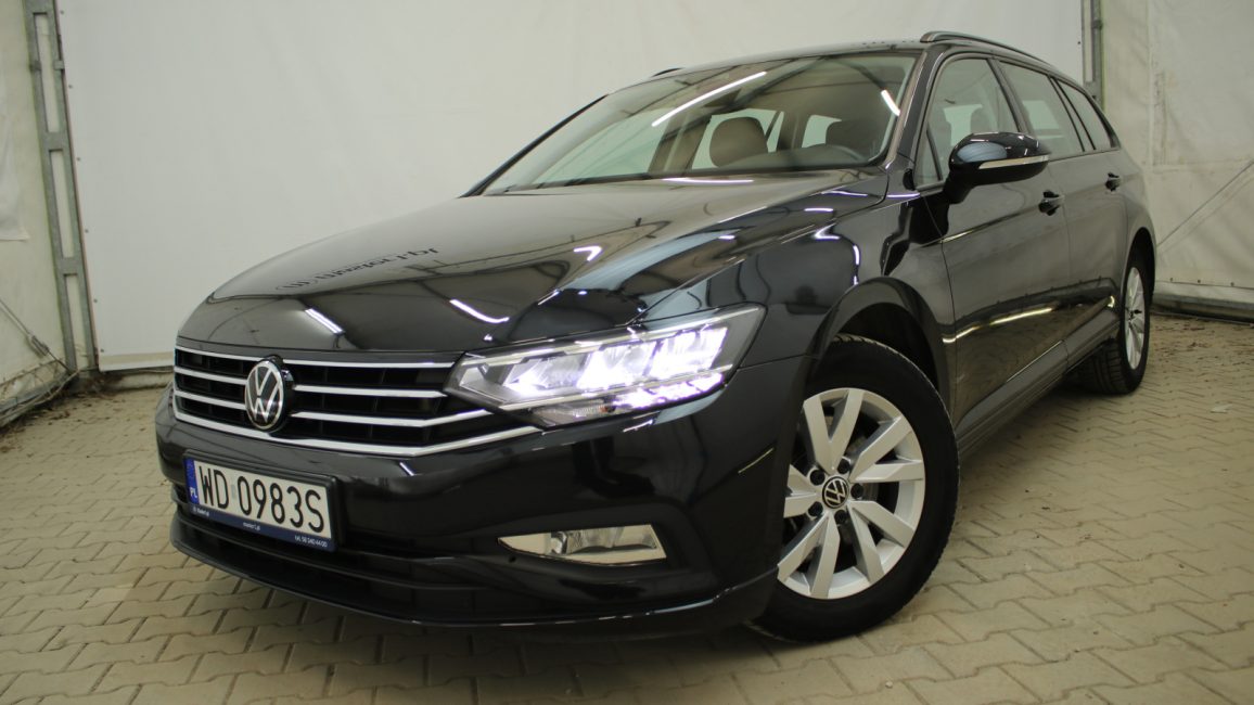 Volkswagen Passat 1.5 TSI EVO Essence DSG WD0983S w abonamencie