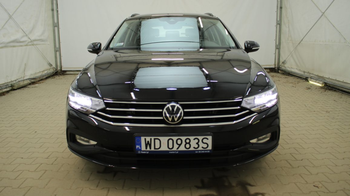 Volkswagen Passat 1.5 TSI EVO Essence DSG WD0983S w abonamencie