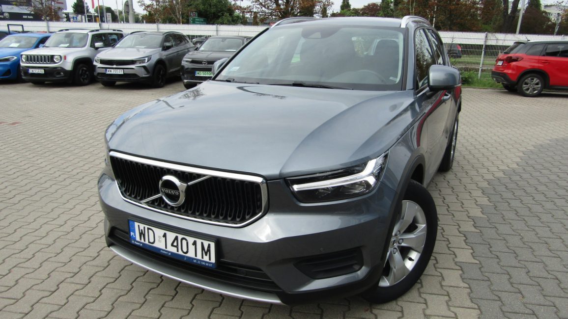 Volvo XC 40 T4 Momentum aut WD1401M w zakupie za gotówkę