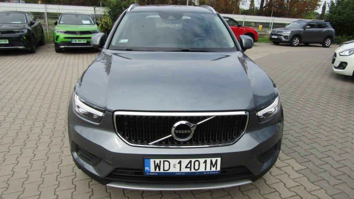 Volvo XC 40 T4 Momentum aut WD1401M w leasingu dla firm