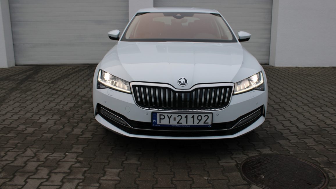 Skoda Superb 2.0 TSI Style DSG PY21192 w abonamencie