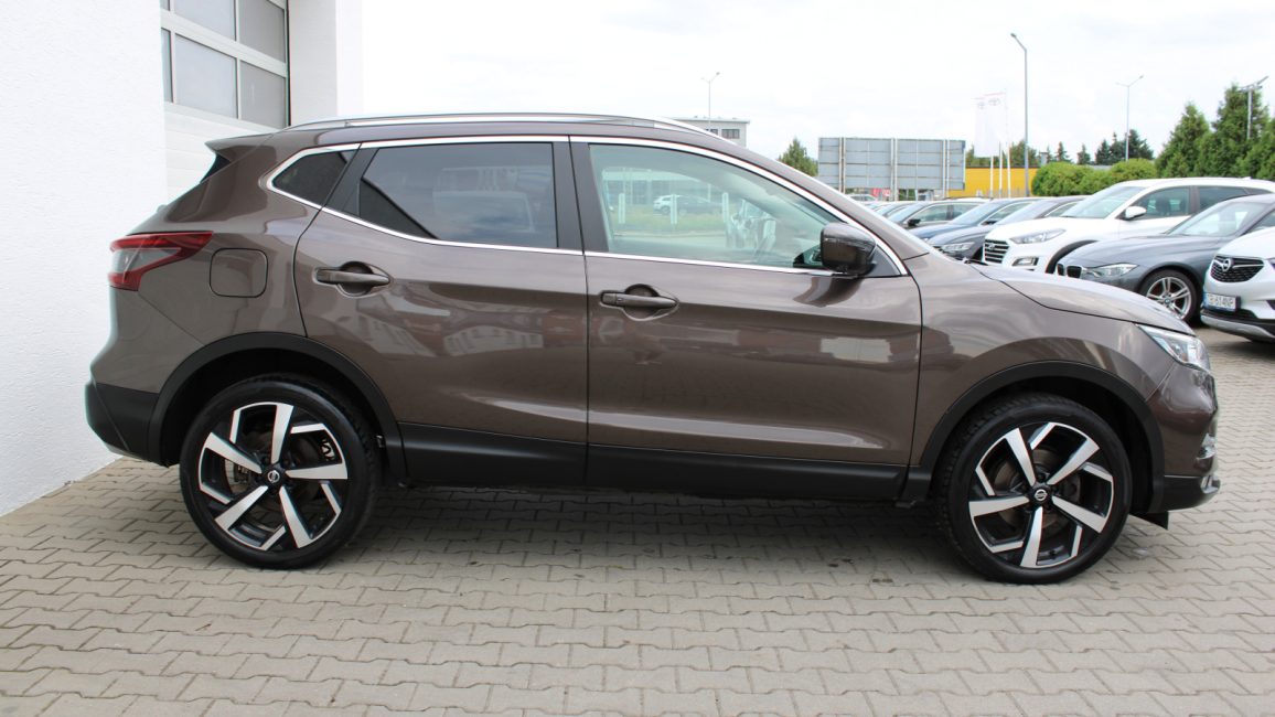 Nissan Qashqai 1.3 DIG-T Tekna DCT CB275MU w abonamencie dla firm