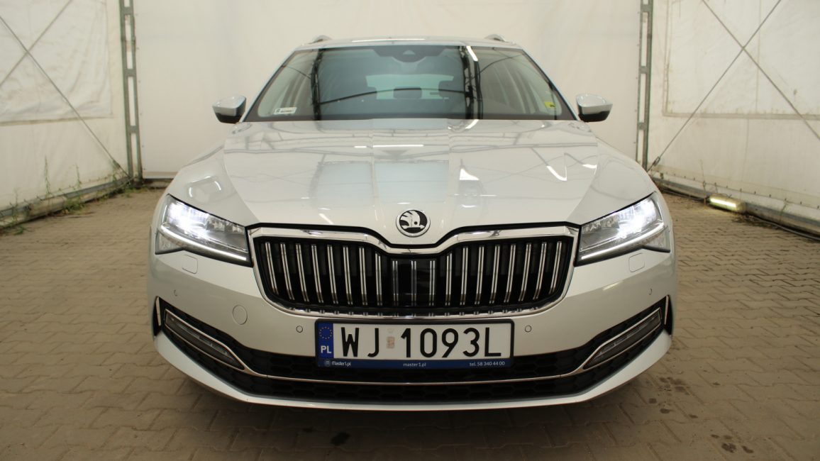 Skoda Superb 2.0 TSI Style DSG WJ1093L w abonamencie