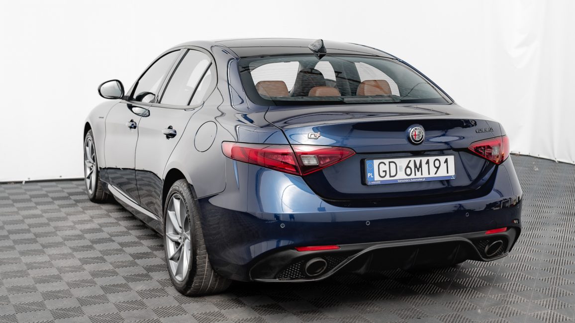 Alfa Romeo Giulia 2.0 Turbo Veloce Q4 aut GD6M191 w zakupie za gotówkę