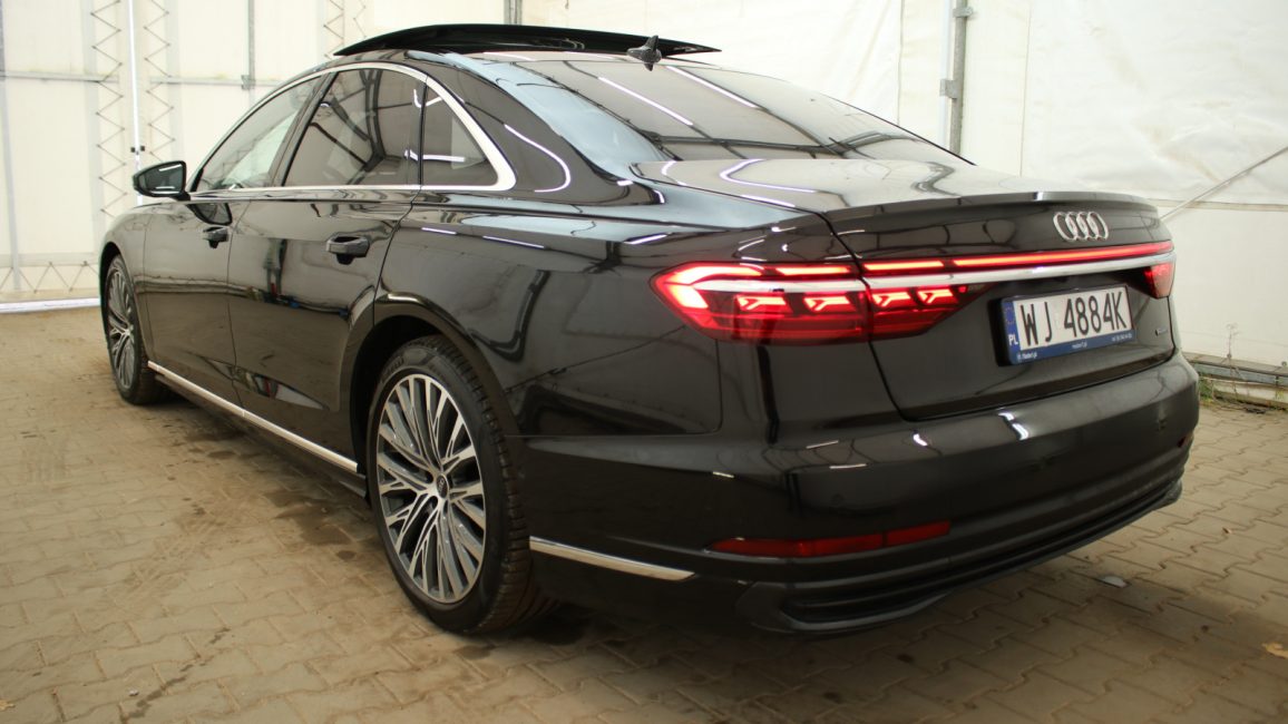 Audi A8 55 TFSI mHEV Quattro Tiptr. WJ4884K w leasingu dla firm