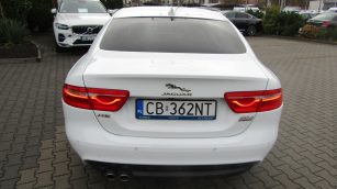 Jaguar XE 2.0 D AWD Prestige aut CB362NT w leasingu dla firm