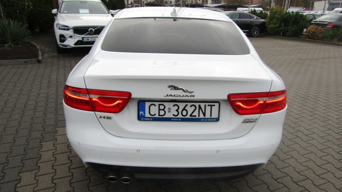 Jaguar XE 2.0 D AWD Prestige aut CB362NT w leasingu dla firm