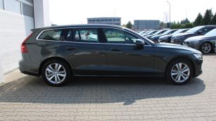 Volvo V60 D3 SCR Momentum aut KR3VA61 w leasingu dla firm