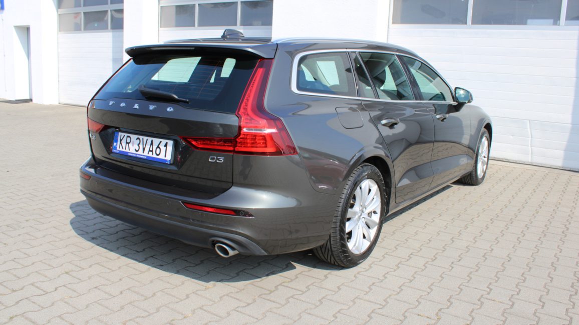 Volvo V60 D3 SCR Momentum aut KR3VA61 w leasingu dla firm