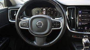 Volvo V60 D3 SCR Momentum aut KR3VA61 w leasingu dla firm