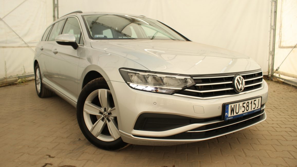 Volkswagen Passat 2.0 TSI Business DSG WU5815J w abonamencie