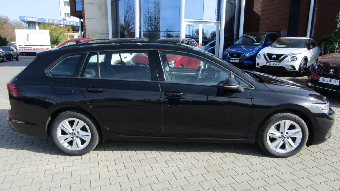 Volkswagen Golf VIII 2.0 TDI DW4NY84 w zakupie za gotówkę