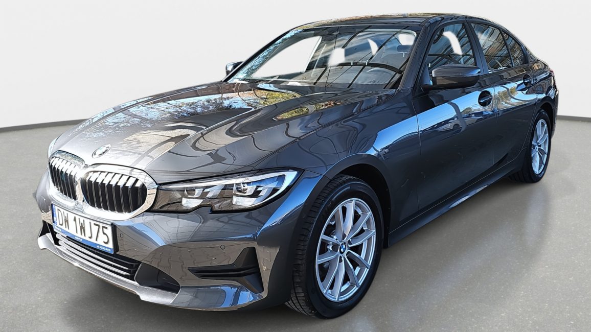 BMW 320d xDrive mHEV Advantage aut DW1WJ75 w zakupie za gotówkę