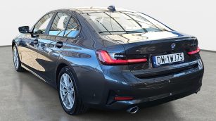 BMW 320d xDrive mHEV Advantage aut DW1WJ75 w leasingu dla firm