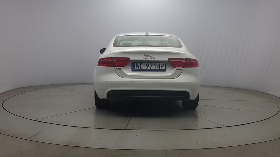 Jaguar XE 2.0 T Prestige aut WD9714P w leasingu dla firm