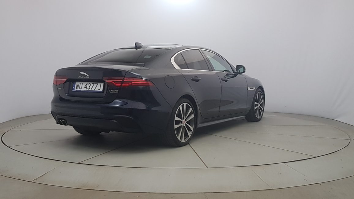 Jaguar XE 2.0 D180 R-Dynamic SE aut WU4377J w zakupie za gotówkę