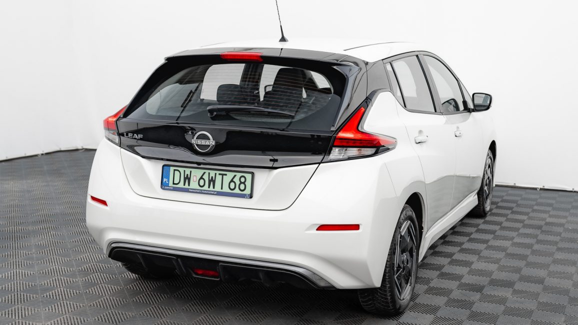 Nissan Leaf 40kWh Acenta DW6WT68 w abonamencie