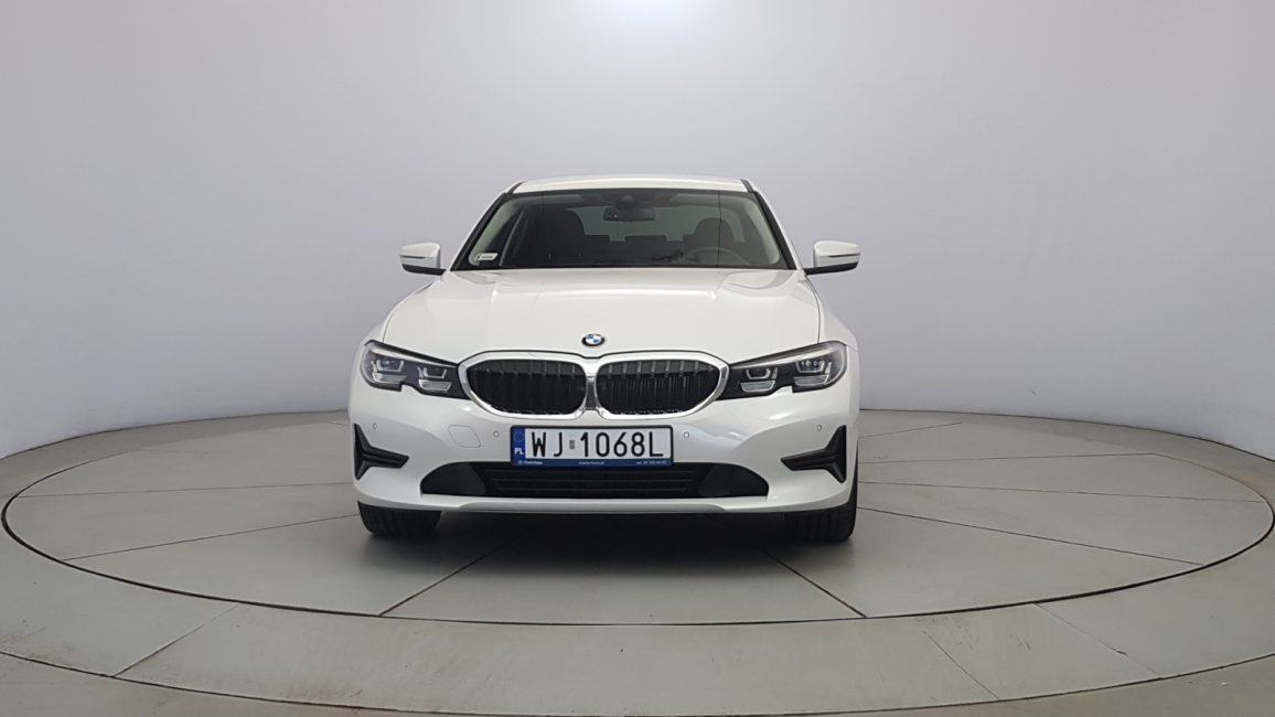 BMW 320d xDrive mHEV Advantage aut WJ1068L w leasingu dla firm