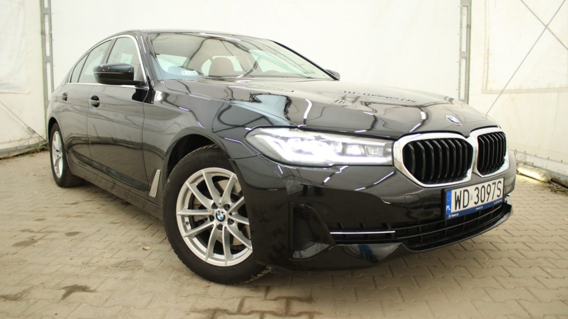 BMW 520i mHEV aut WD3097S w abonamencie