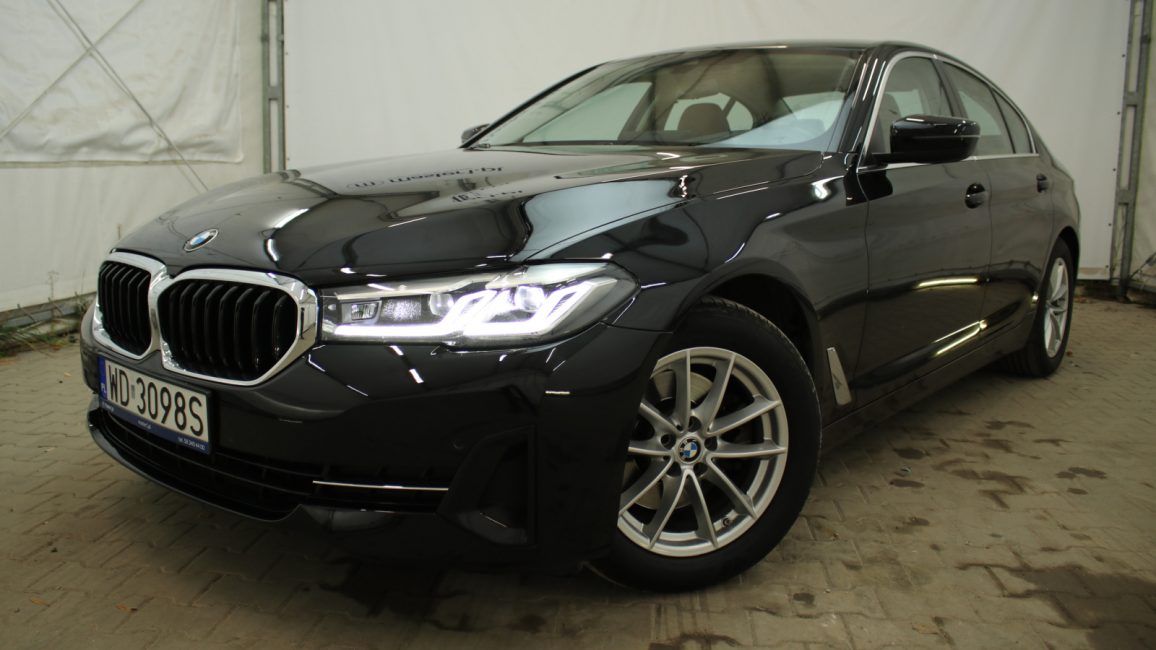 BMW 520i mHEV aut WD3098S w abonamencie