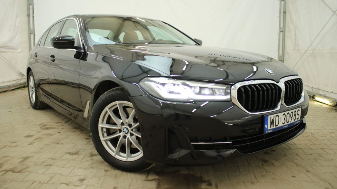 BMW 520i mHEV aut WD3098S w abonamencie