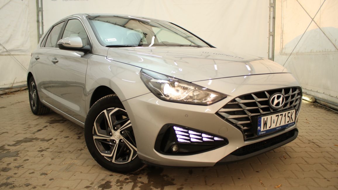 Hyundai i30 1.5 DPI Smart WJ7715K w abonamencie