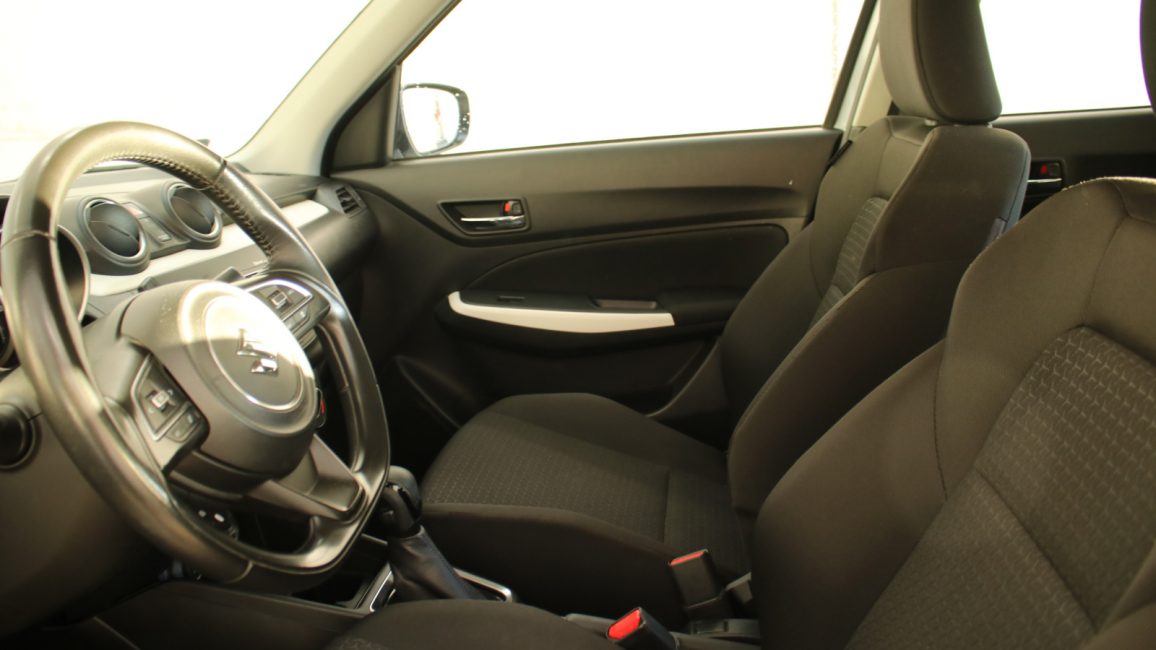 Suzuki Swift 1.2 Dualjet SHVS Premium CVT WD5437P w abonamencie dla firm
