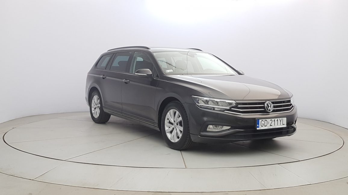 Volkswagen Passat 1.5 TSI EVO Essence DSG GD211YL w leasingu dla firm