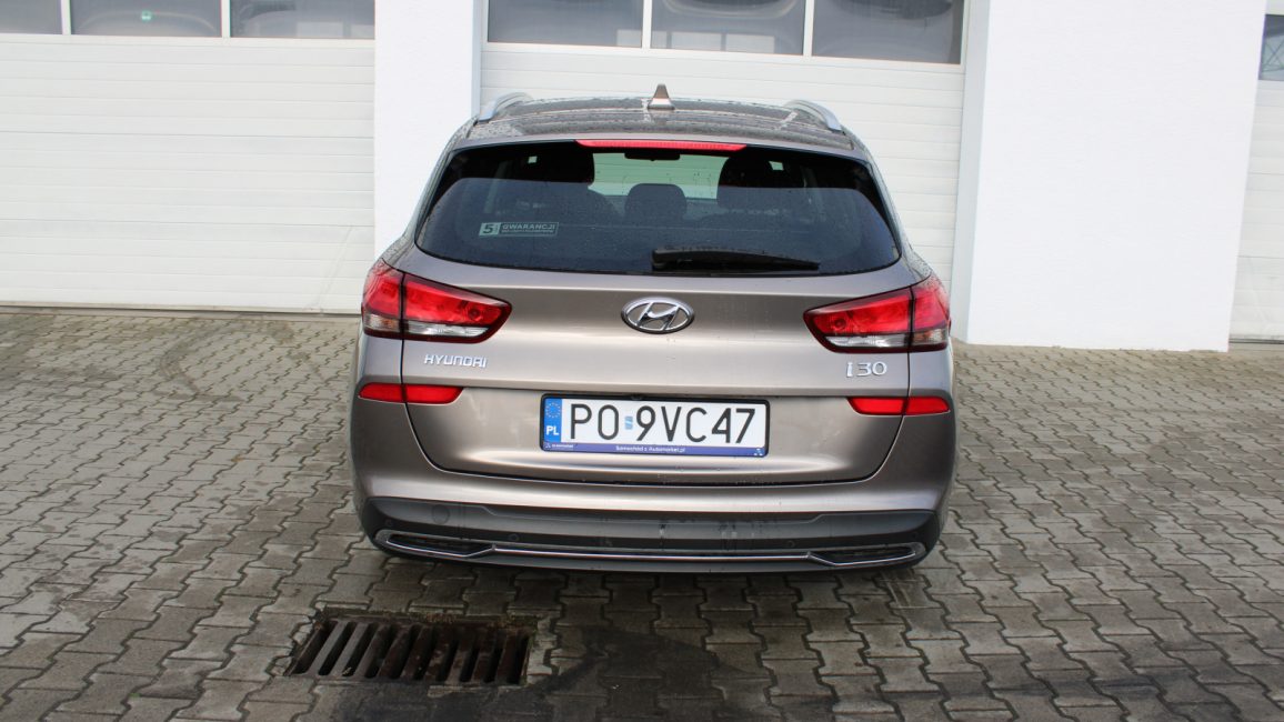 Hyundai i30 1.5 DPI Comfort PO9VC47 w abonamencie