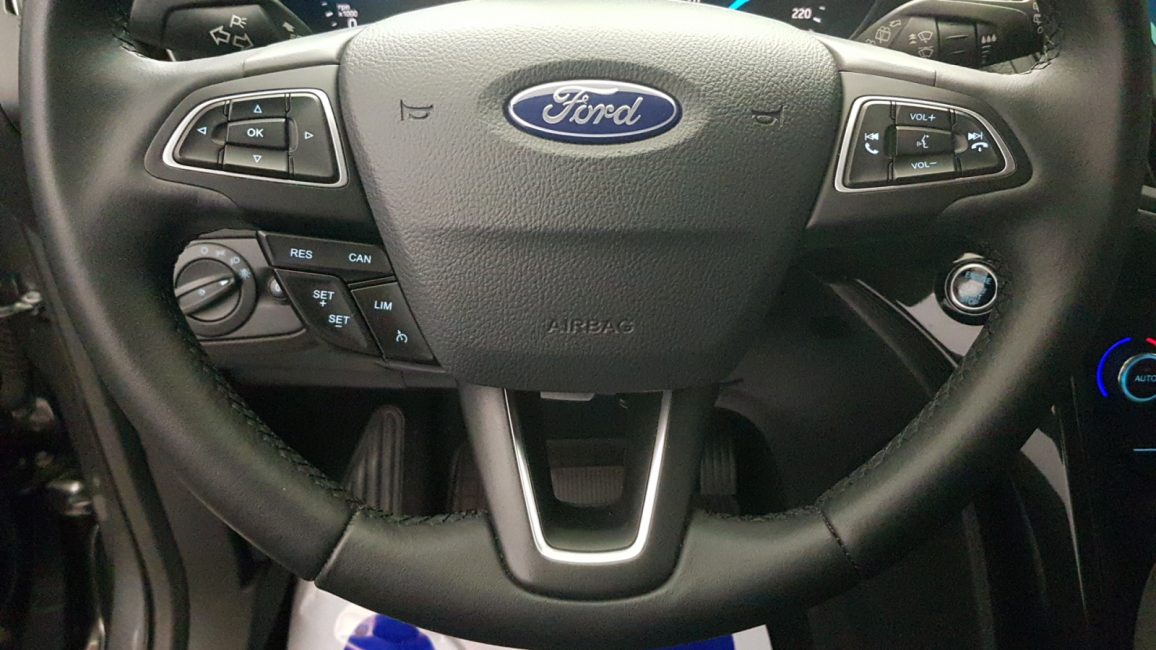 Ford Kuga 1.5 EcoBoost FWD Titanium ASS GPF aut WZ0725Y w abonamencie