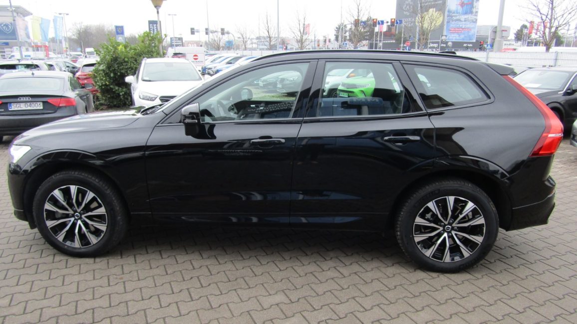 Volvo XC60 B4 D AWD Plus Dark aut WD0828T w abonamencie