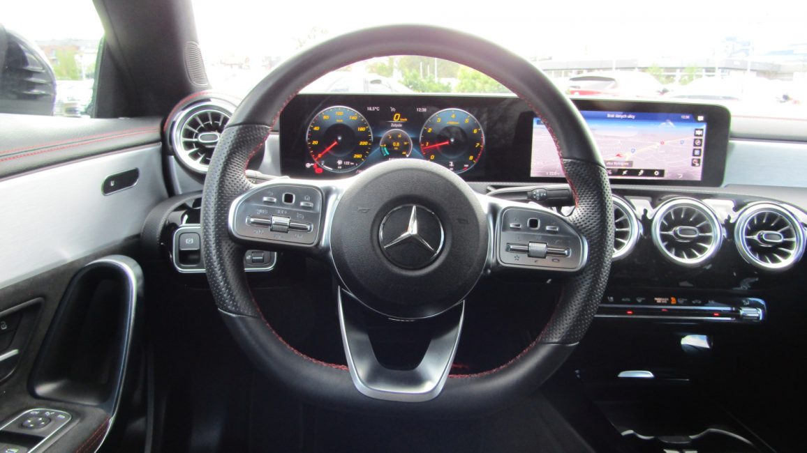 Mercedes-benz CLA 200 AMG Line 7G-DCT CB958MX w abonamencie