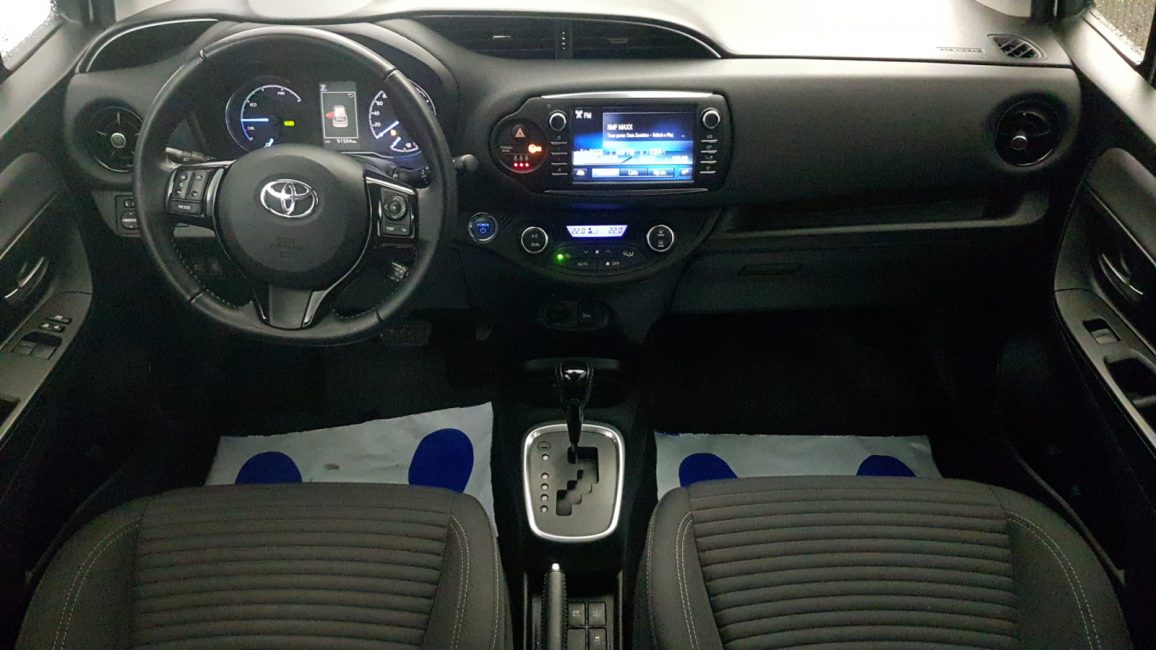 Toyota Yaris Hybrid 100 Premium WD1884S w zakupie za gotówkę