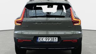 Volvo XC40 B3 Plus Dark aut KK99381 w abonamencie