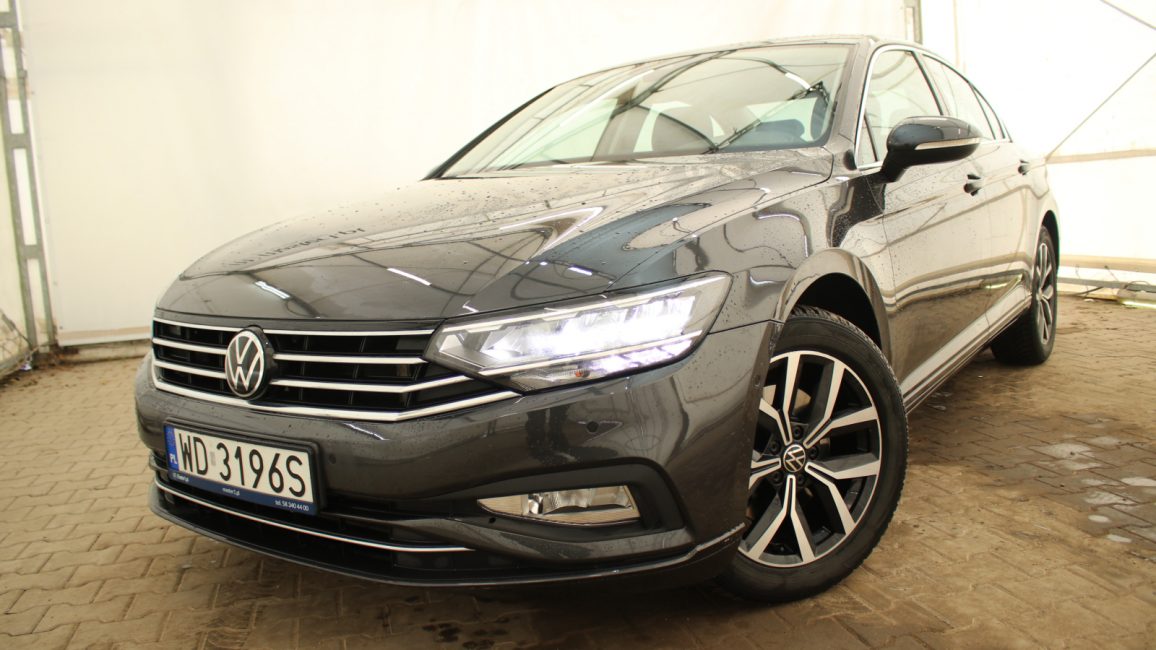 Volkswagen Passat 1.5 TSI EVO Business DSG WD3196S w abonamencie