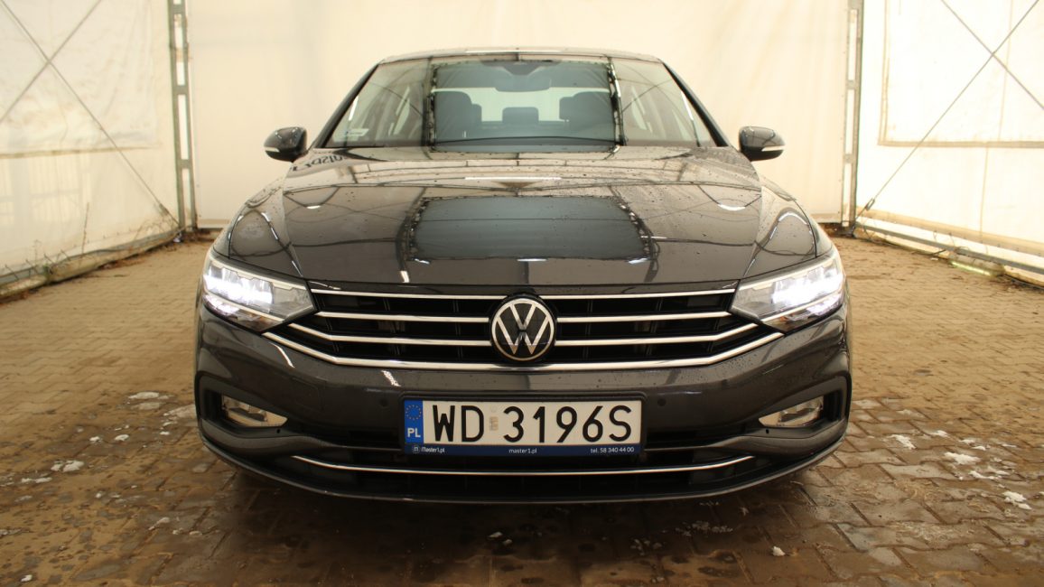 Volkswagen Passat 1.5 TSI EVO Business DSG WD3196S w abonamencie