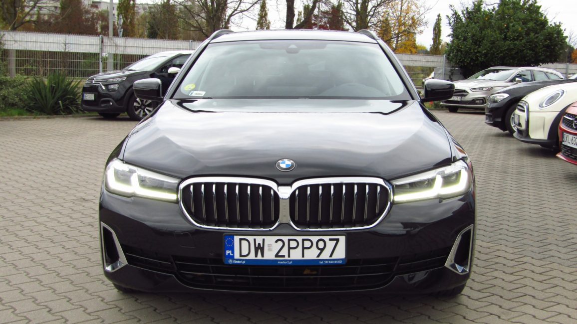 BMW 520d xDrive mHEV Luxury Line sport-aut DW2PP97 w leasingu dla firm