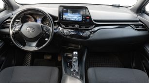 Toyota C-HR 1.8 Hybrid Premium GA695FG w leasingu dla firm