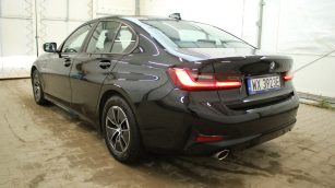 BMW 318i Advantage aut WX3923E w abonamencie