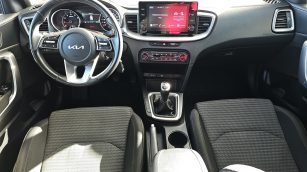 Kia Ceed 1.5 T-GDI M SK578WF w zakupie za gotówkę