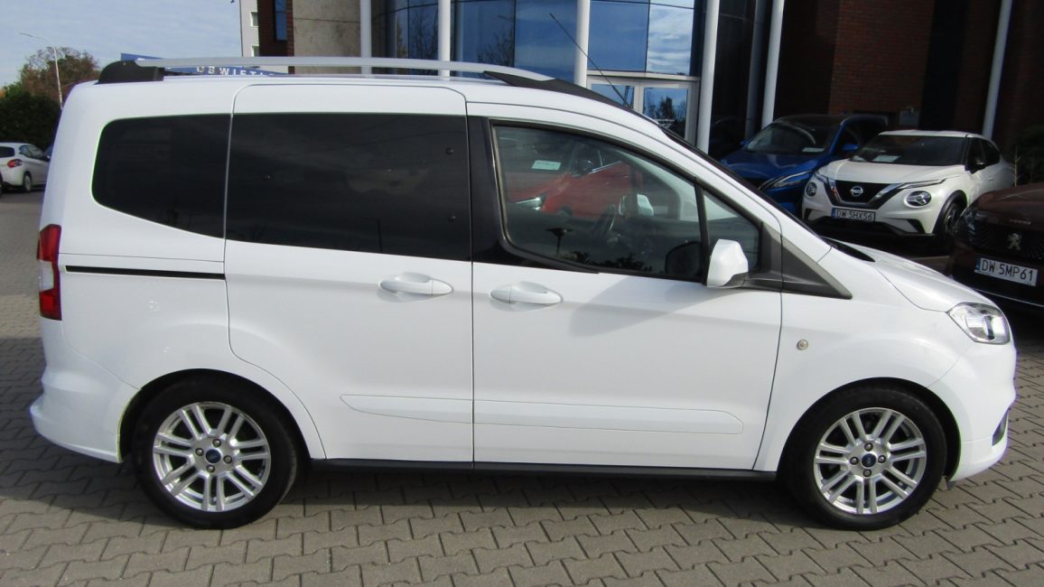 Ford Tourneo Courier 1.0 EcoBoost Titanium DW7FX47 w abonamencie