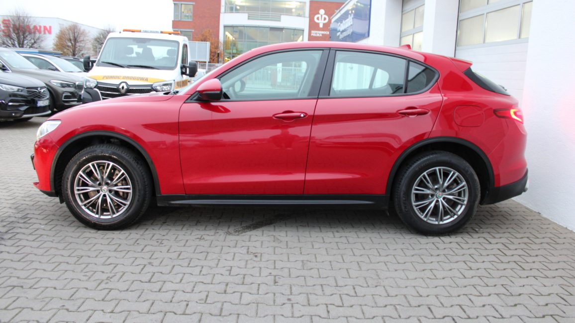 Alfa Romeo Stelvio 2.0 Turbo Q4 aut ZS372LK w abonamencie