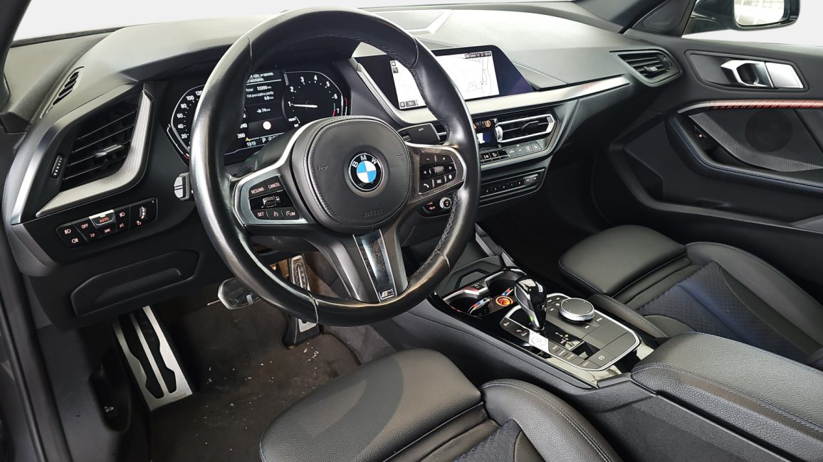 BMW 218i M Sport aut KK8007C w abonamencie